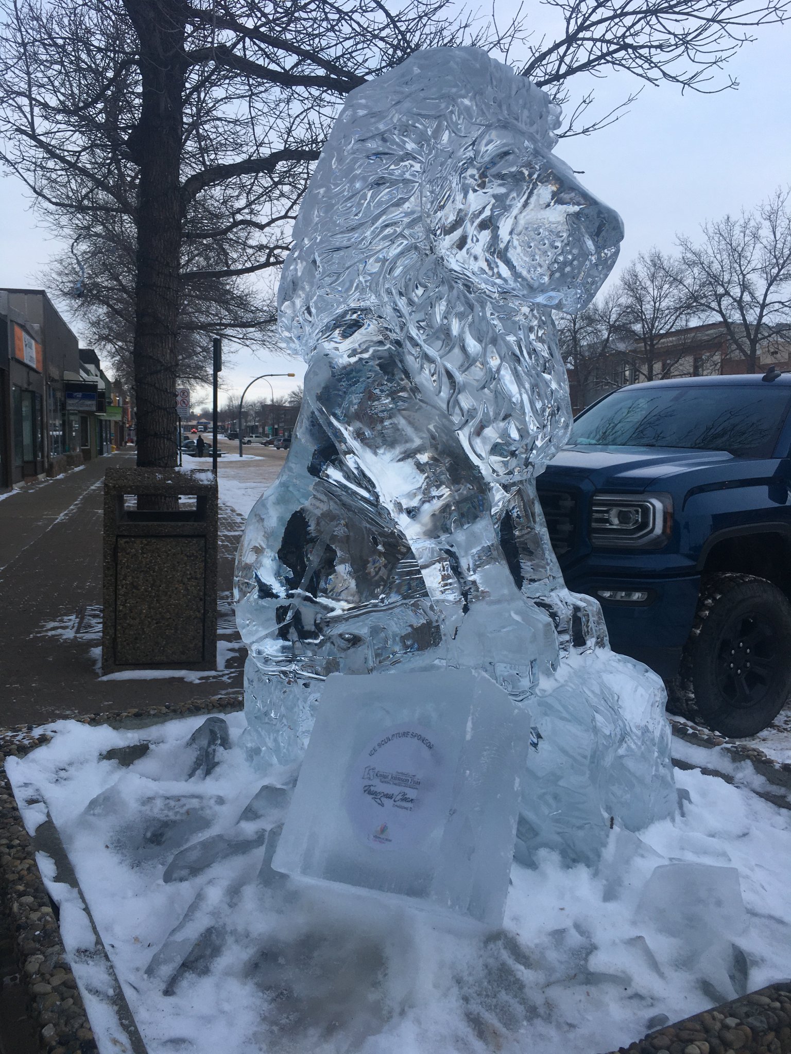 Lion ice sculpture
